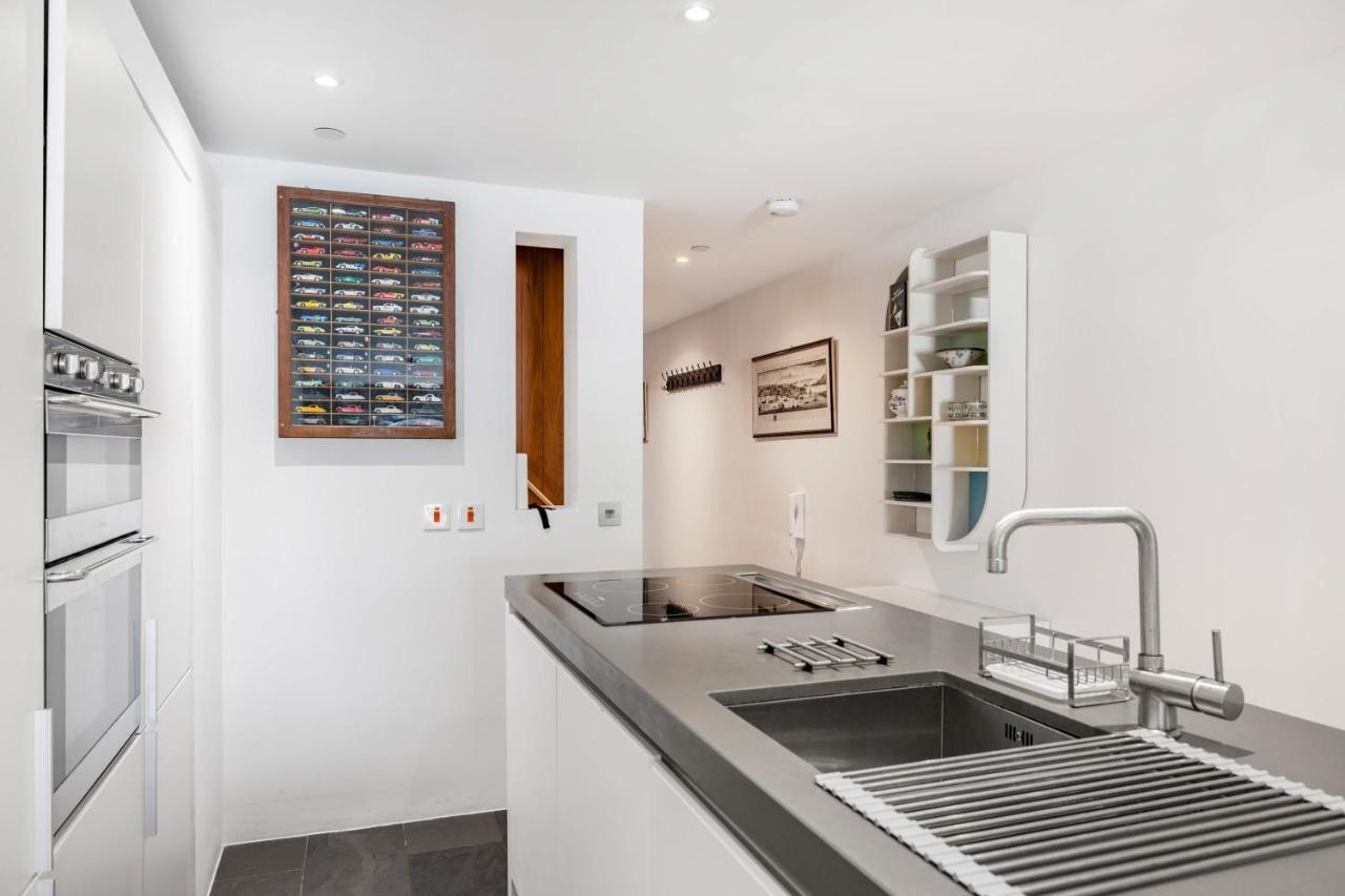 Luxury 2 Bed Apartment In Historic Royal William Yard Plymouth Esterno foto