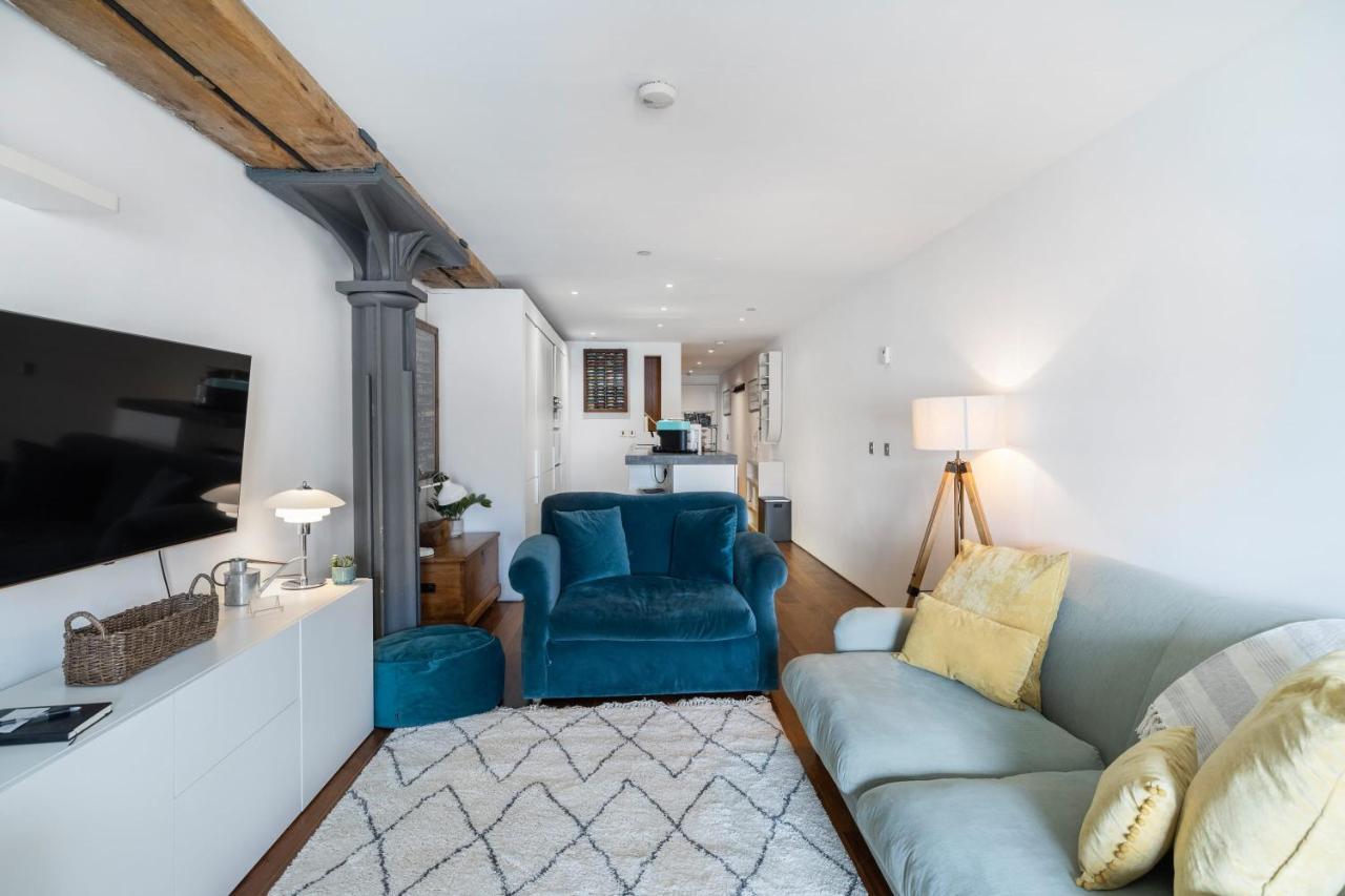Luxury 2 Bed Apartment In Historic Royal William Yard Plymouth Esterno foto