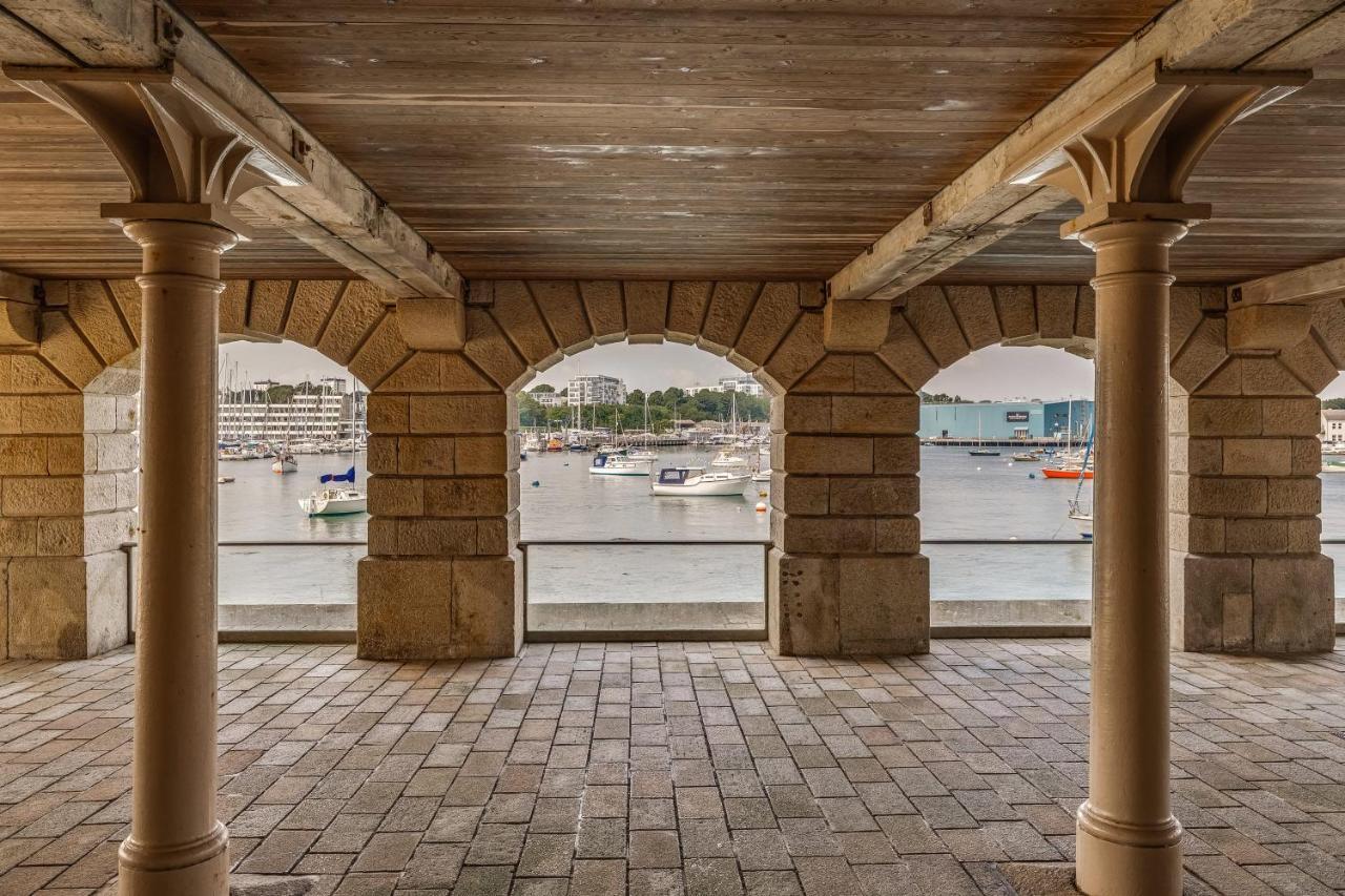 Luxury 2 Bed Apartment In Historic Royal William Yard Plymouth Esterno foto