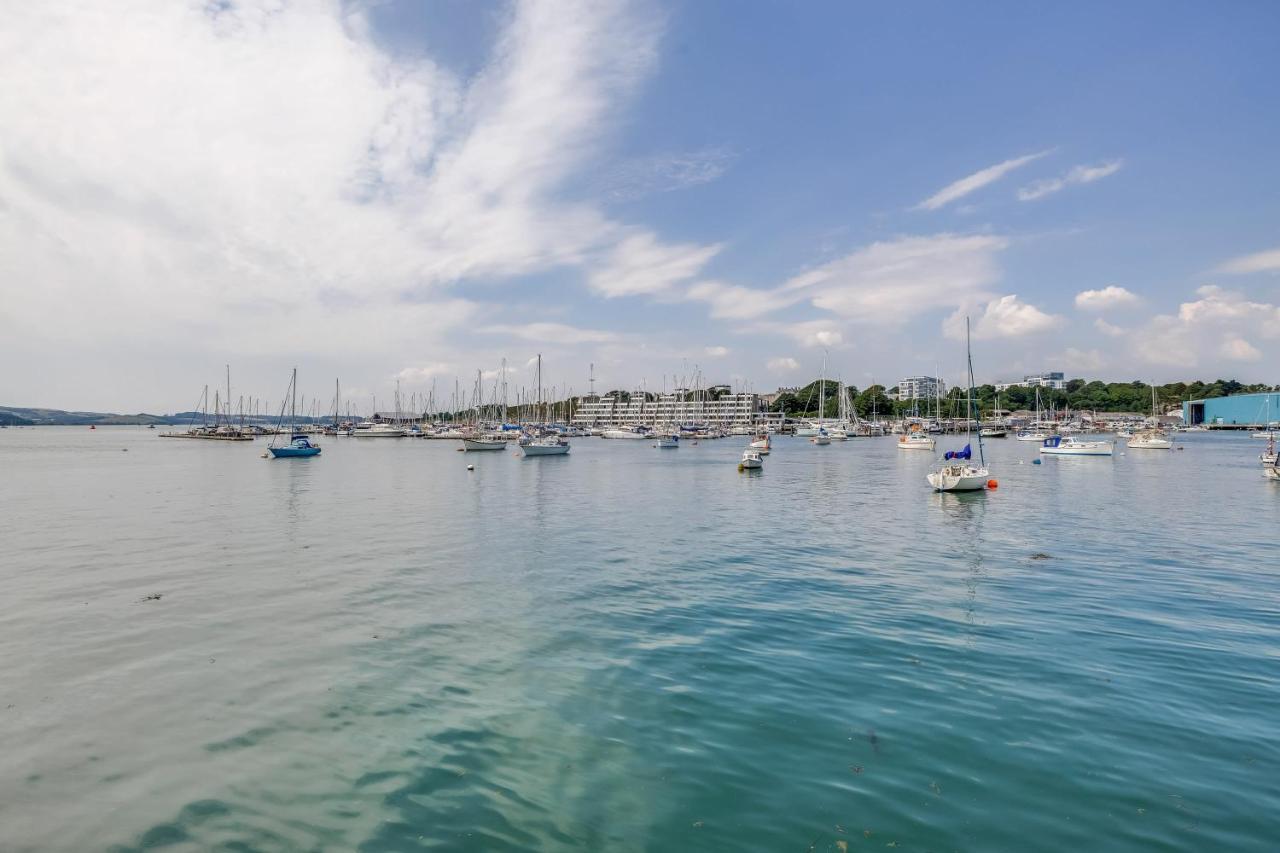 Luxury 2 Bed Apartment In Historic Royal William Yard Plymouth Esterno foto